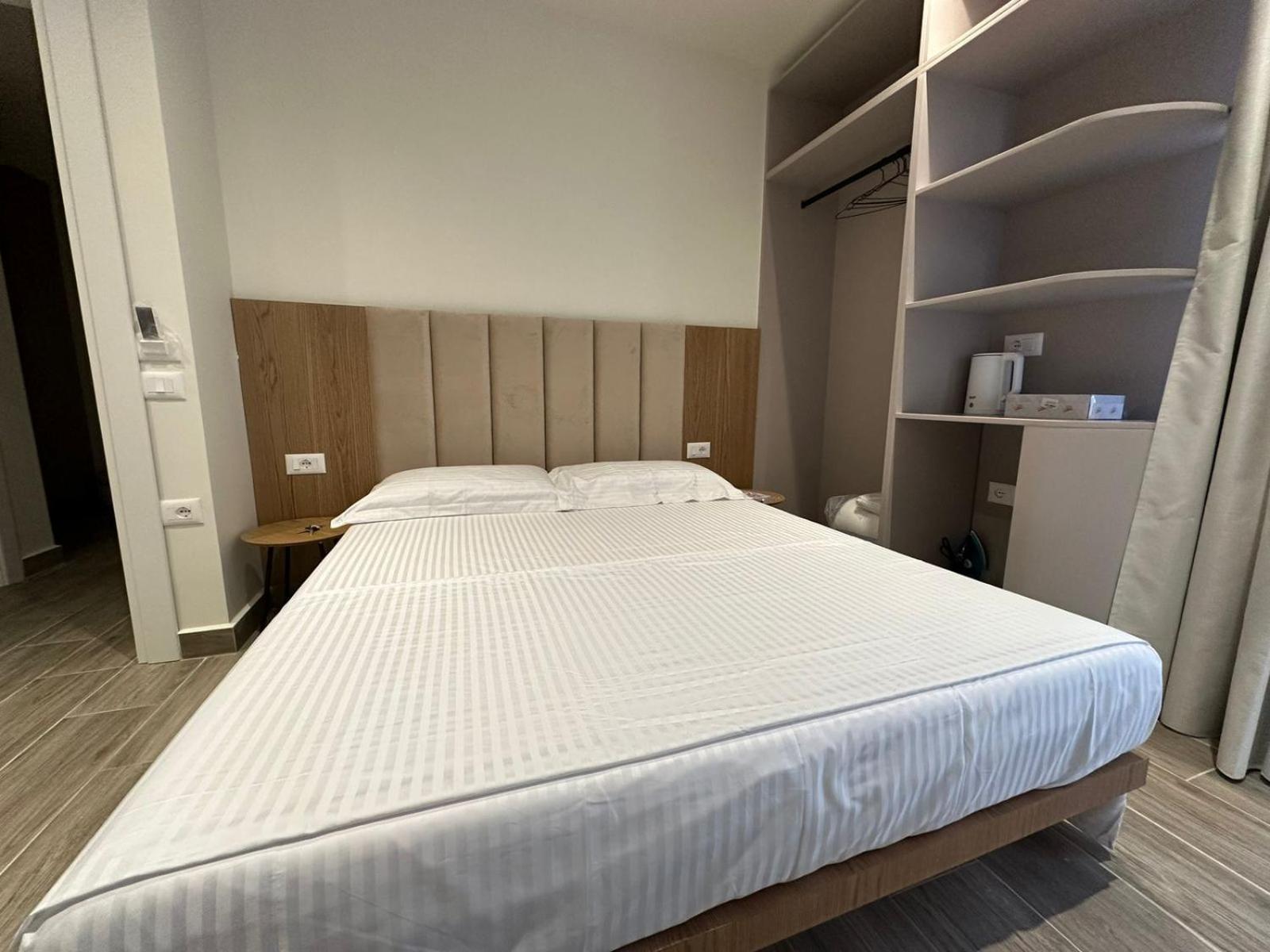 Oni Rooms Saranda Eksteriør billede